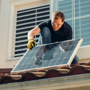 Servizio fotovoltaico e riqualificazione energetica